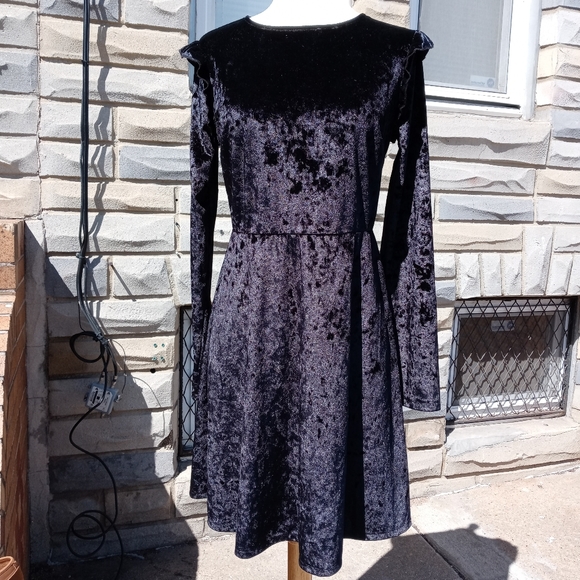 Mossimo Supply Co. Dresses & Skirts - Mossimo | Crushed Black Velvet Dress Size Medium